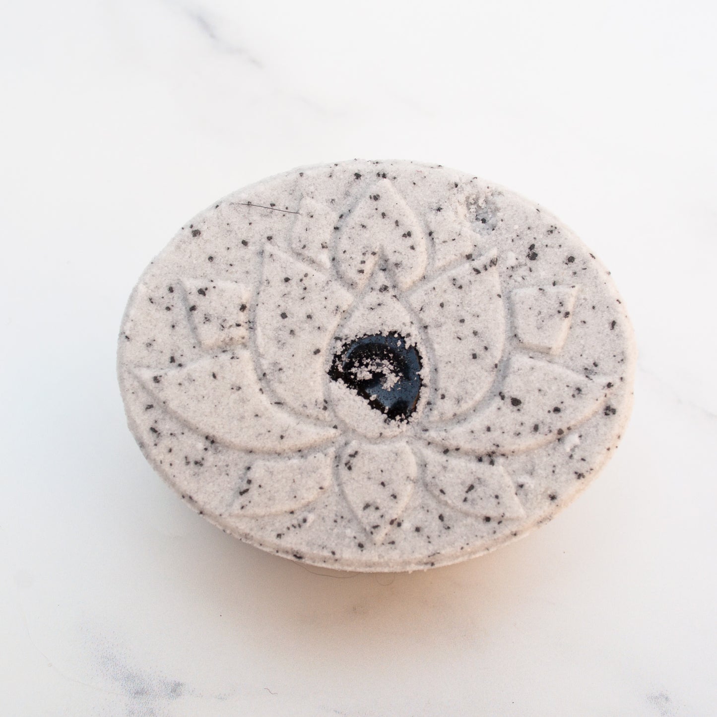 root  healing chakra bath bomb with black onyx crystal